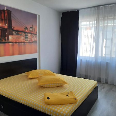 Cazare Apartament 2 Camere Decomandat Militari Chiajna Bagian luar foto